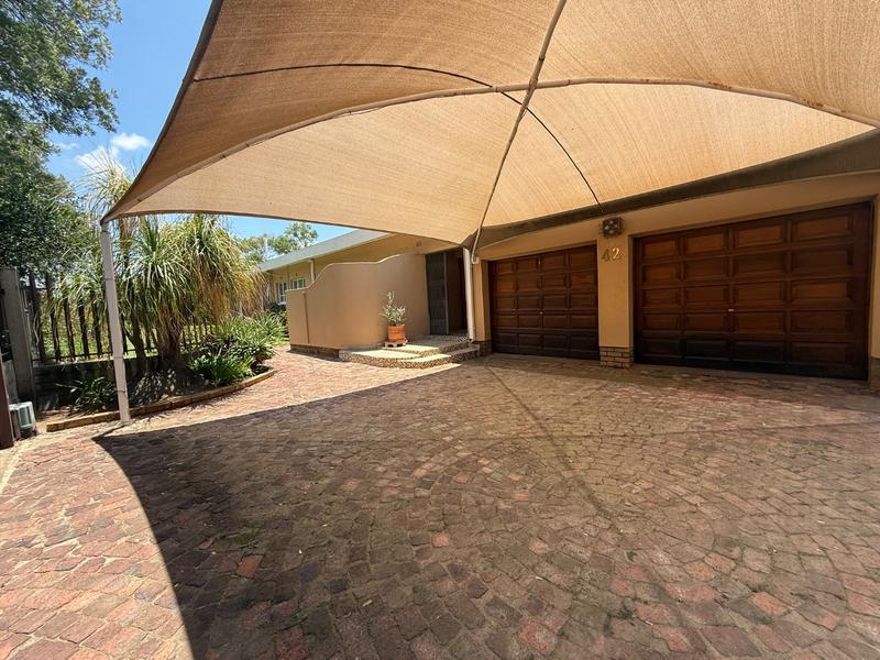 3 Bedroom Property for Sale in Vaalpark Free State